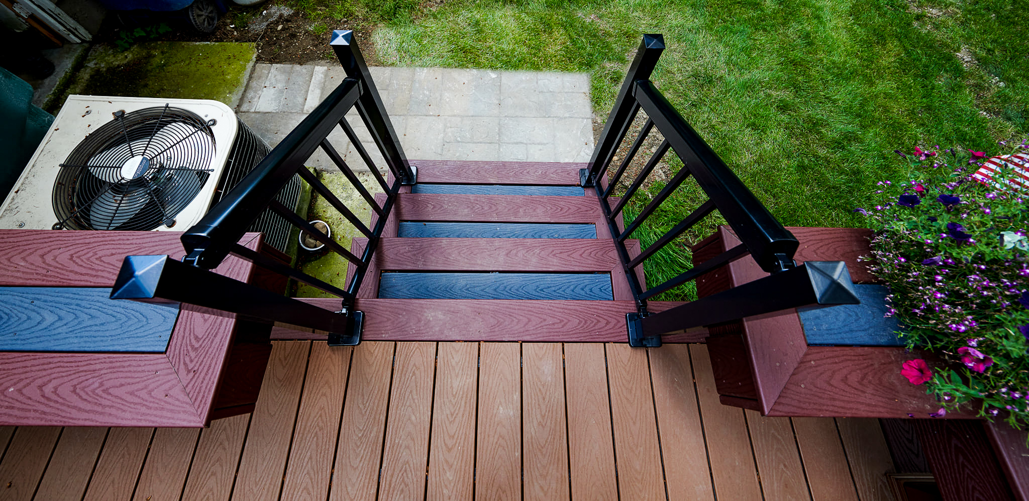 Presidential two tone deck and railing
